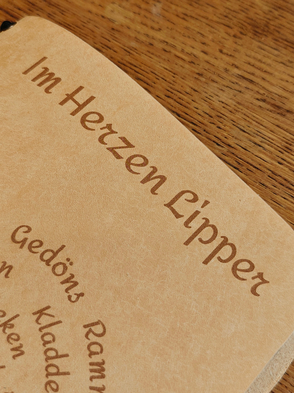 Handgefertigte Leder-Notizbuchhülle DIN A5 - Lipper